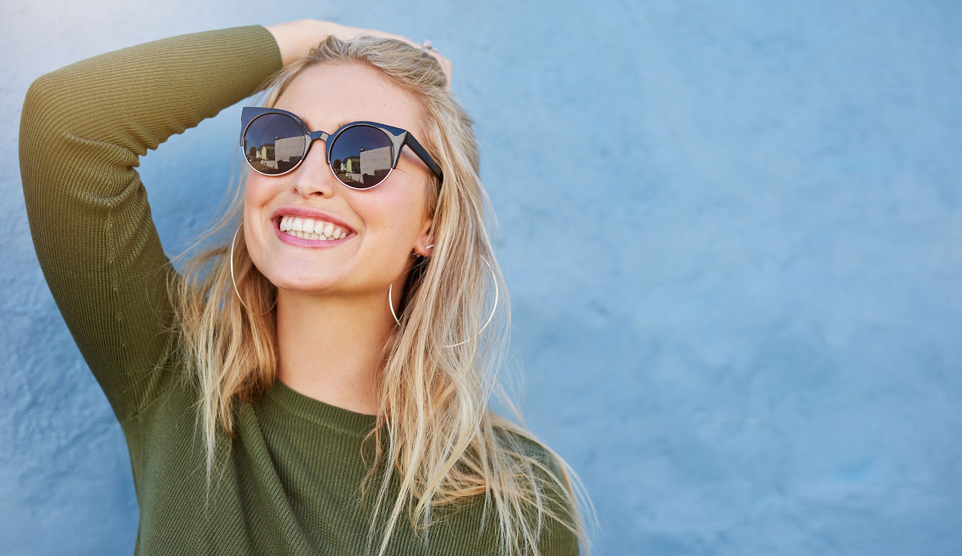 woman sunglasses smiling